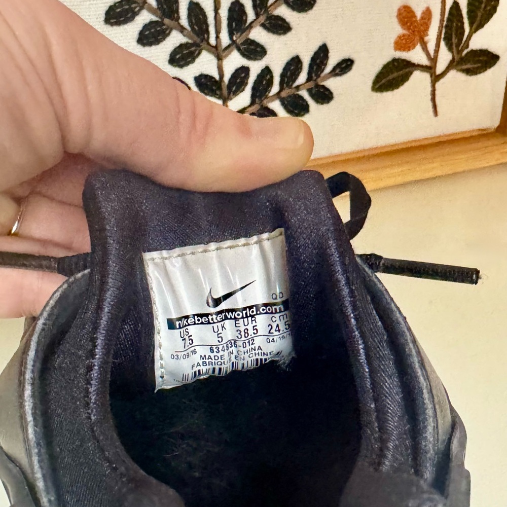 Nike Air Huarache Black - Picture 5 of 5